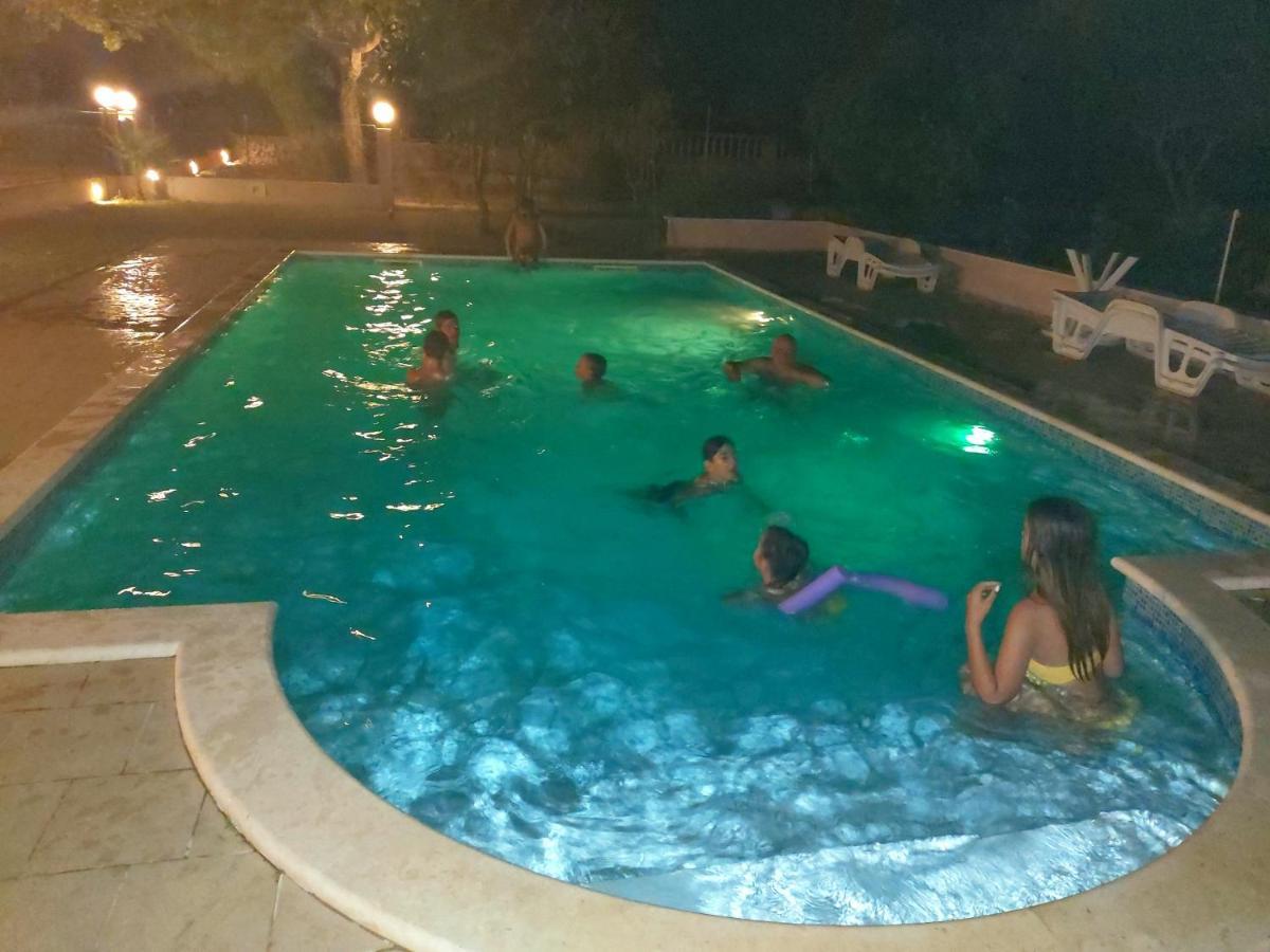 לוזובאק Kaja House Apartments מראה חיצוני תמונה