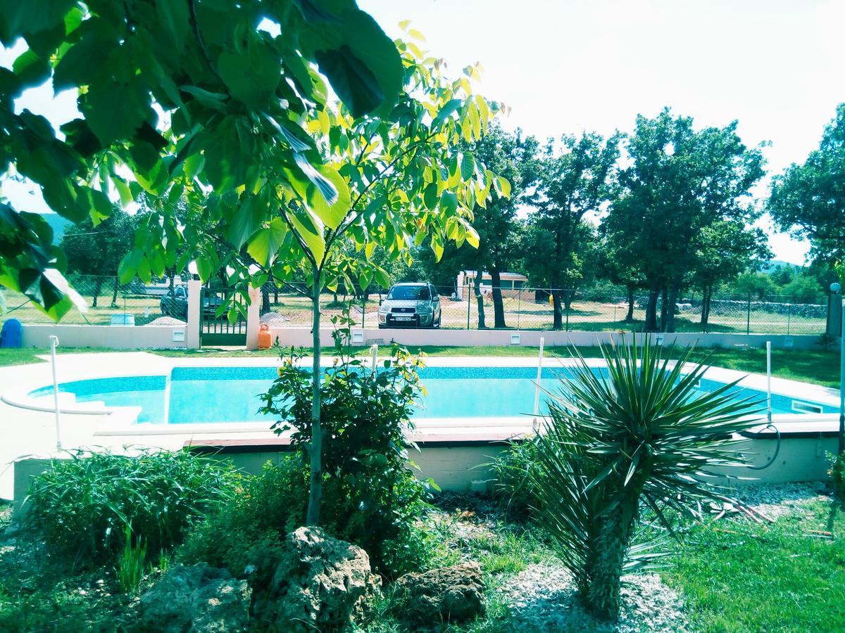 לוזובאק Kaja House Apartments מראה חיצוני תמונה