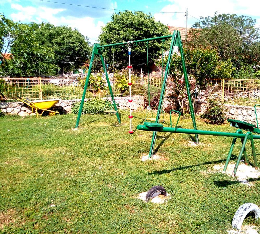 לוזובאק Kaja House Apartments מראה חיצוני תמונה